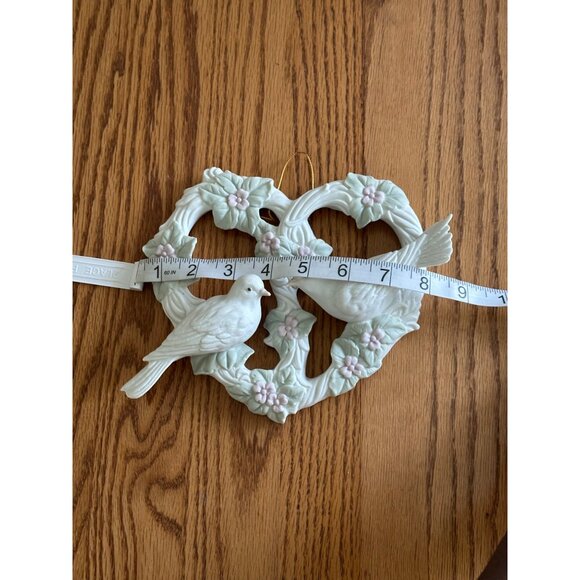 Porcelain Heart Shaped Wall Hanging Art Doves By Crowning Touch Collection - Picture 7 of 8